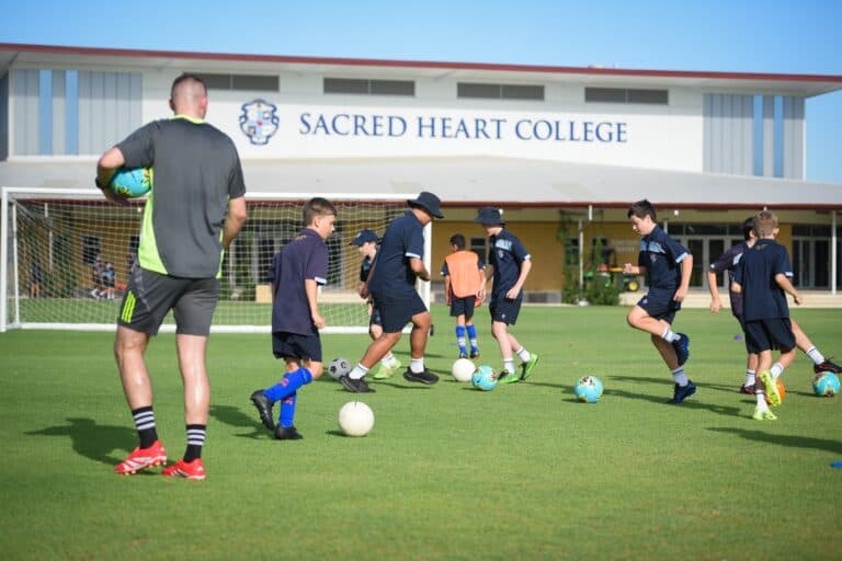 499781772_1241350468000711_609172295491133028_n