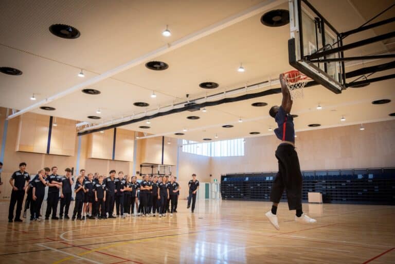 545947602_1335792621889828_923734354906330441_n