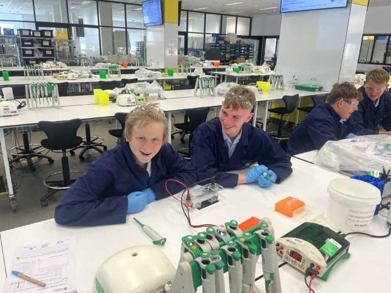 Scientific Studies students explore Forensic Science at Flinders University